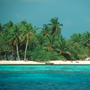 Insel mit Dieseltankstelle, Lhaviyani Atoll © Wolfgang Herath